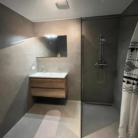 June Apartment